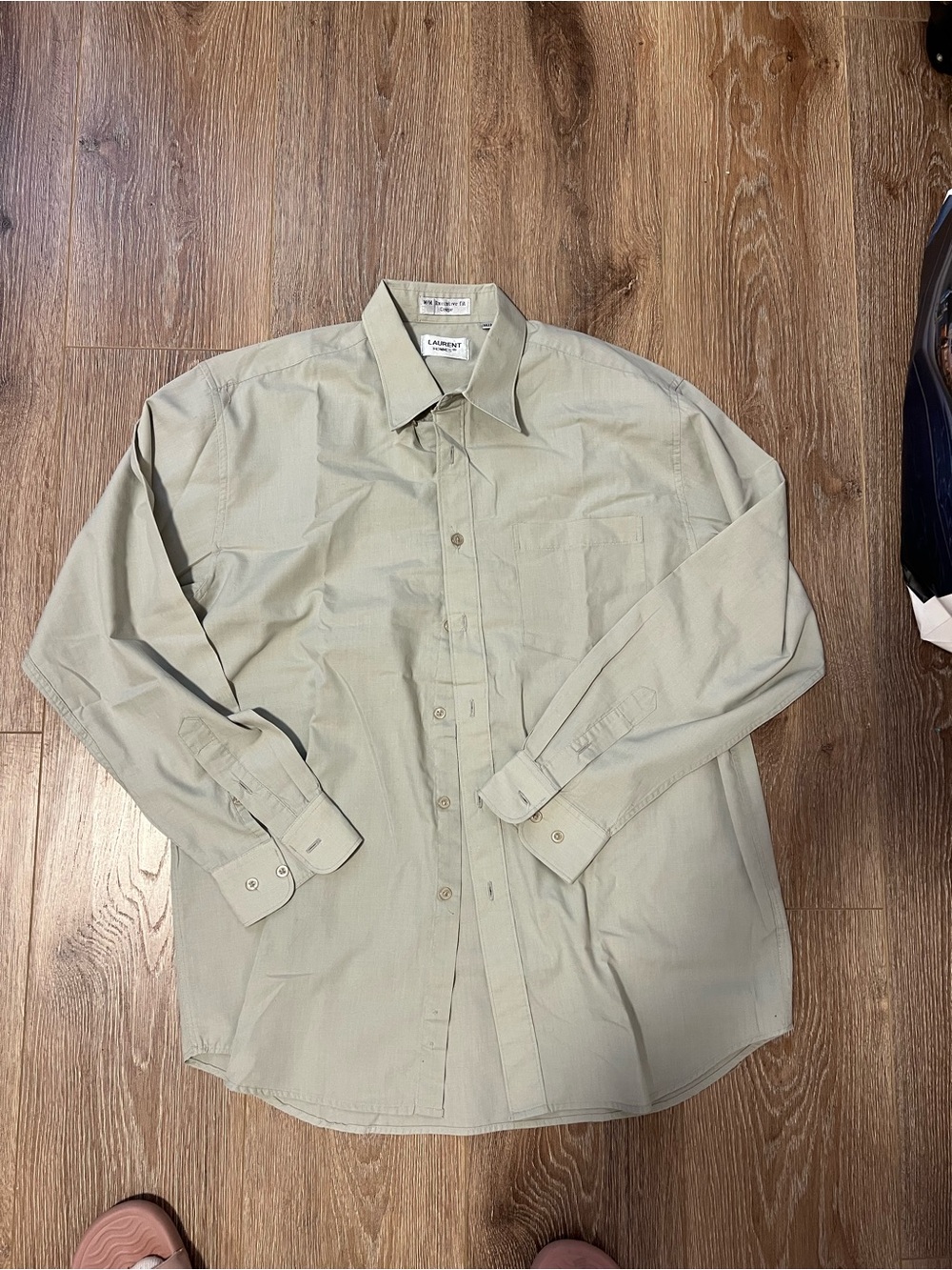st laurent homme executive fit light green shirt